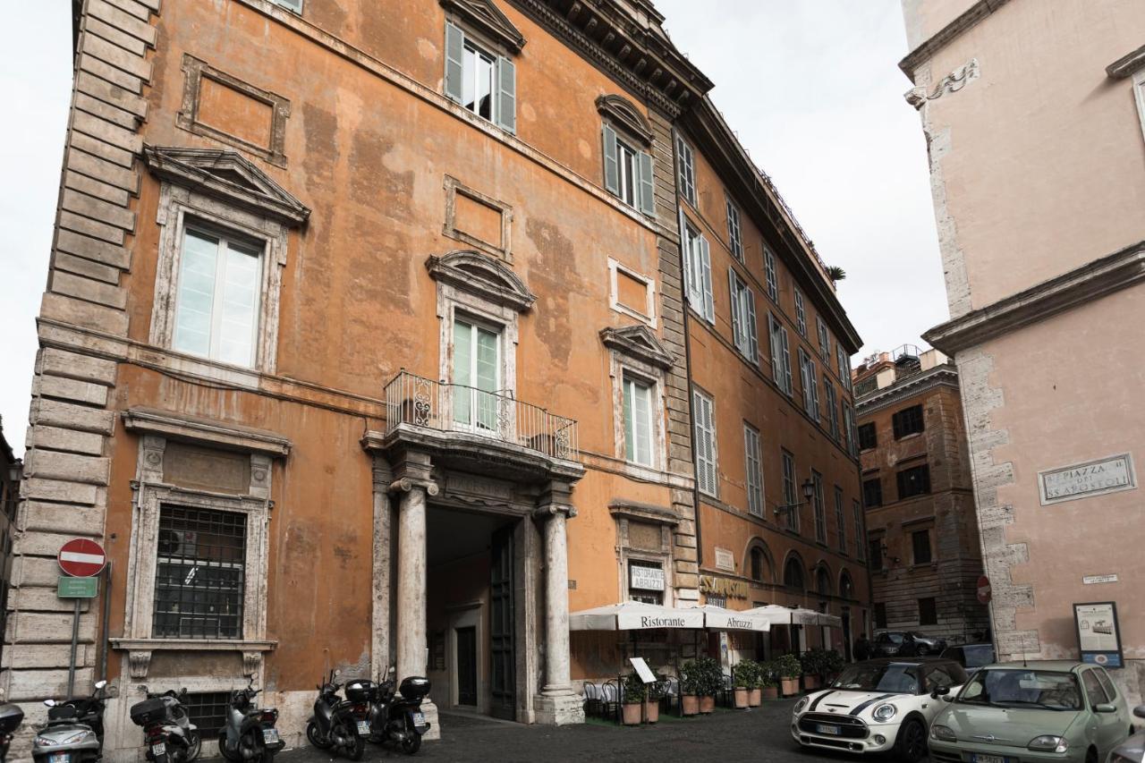 Easytopstay - Piazza Venezia Charming Penthouse, Rome
